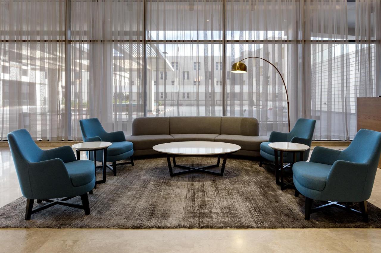 Radisson Hotel & Apartments Dammam Industrial City Ngoại thất bức ảnh
