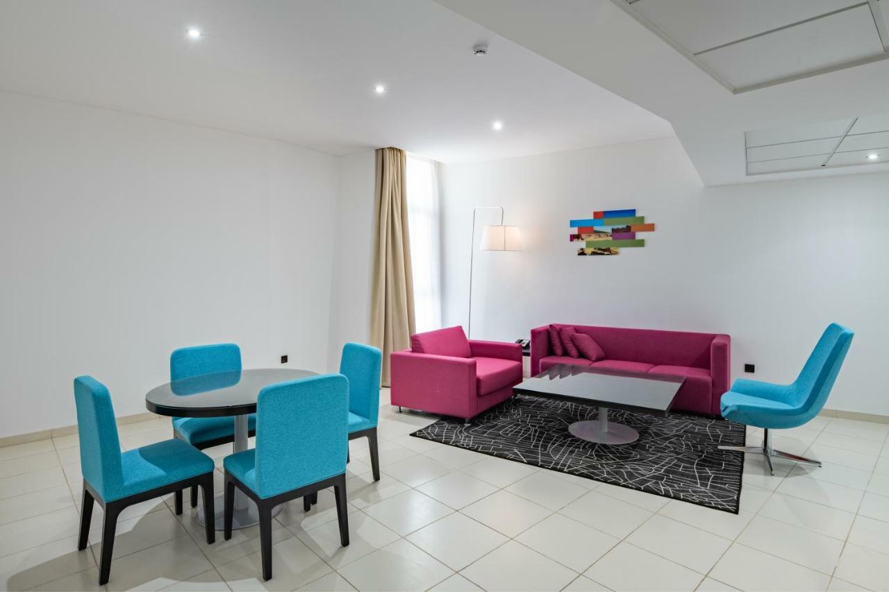 Radisson Hotel & Apartments Dammam Industrial City Ngoại thất bức ảnh